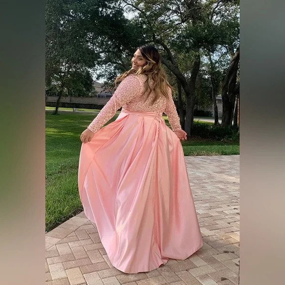 CV Neck Long Sleeve Prom Dress Slit Sequin Satin Formal Evening Gown - Picture 5 of 13